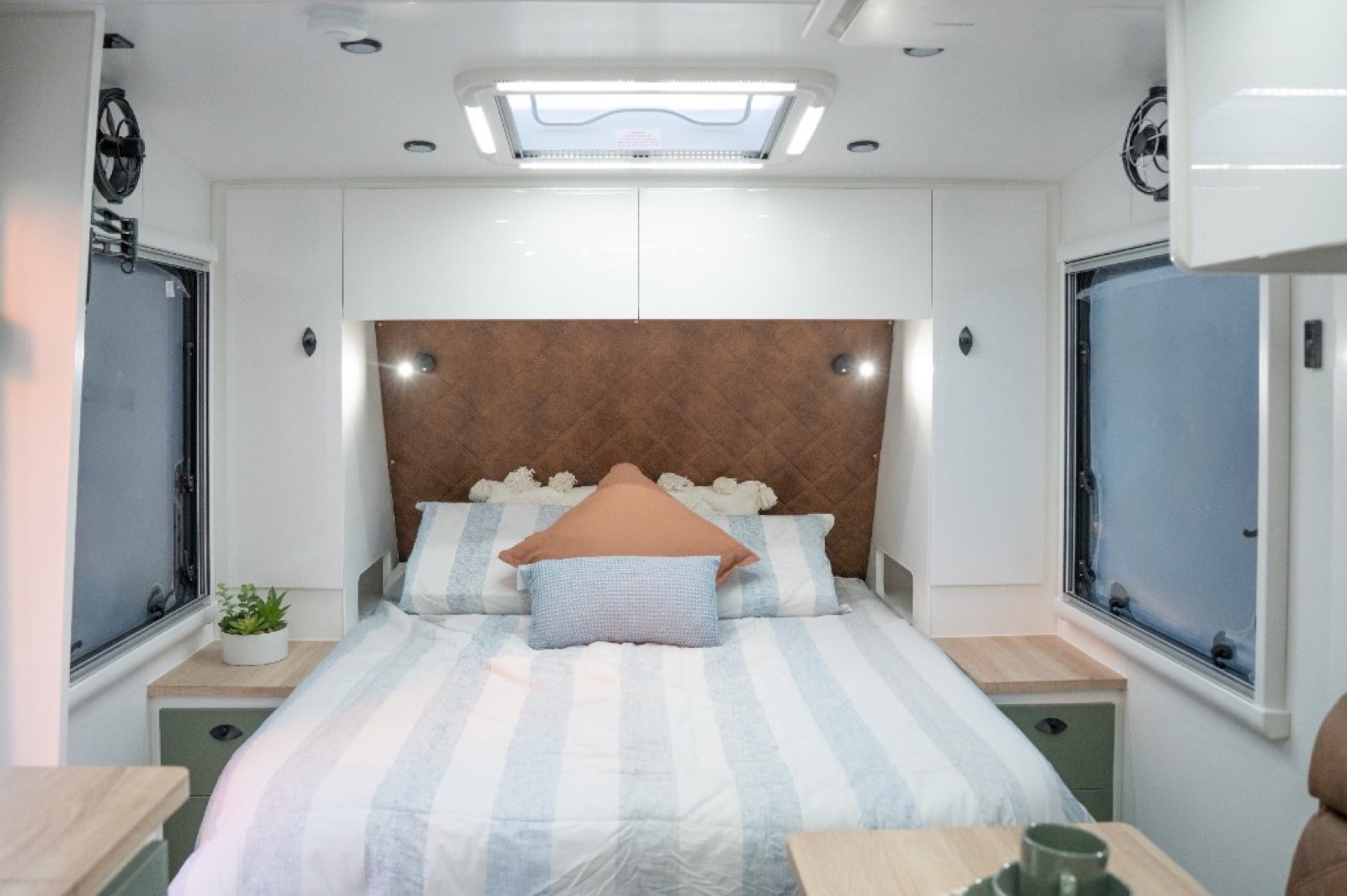 Gemini Escape XT bedroom